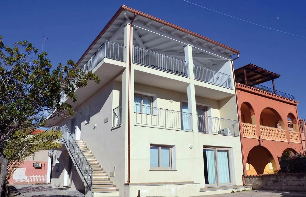 Appartamento Le Perle dell'Isola Isola Rossa  Italia